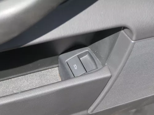 1x Audi A6 4F Türverkleidung Verkleidung Tür vorne links schwarz soul  S-line (185871)