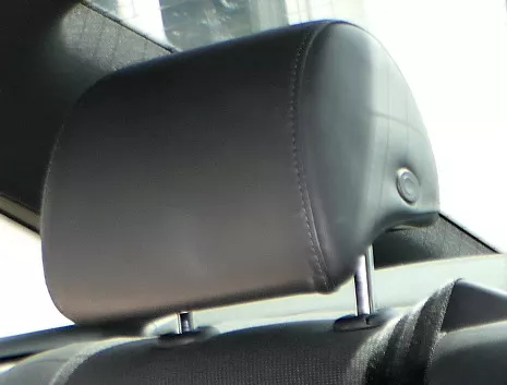 1x Audi A6 4F C6 Kopfstütze hinten rechts Kopfstützen Leder Perlnappaleder
