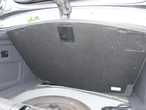 Audi A6 4F Limousine Verkleidung Abdeckung Kofferraum Teppich Boden (185954)