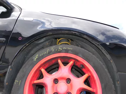 VW Lupo Kotflügel vorne rechts schwarz L041 (185988)