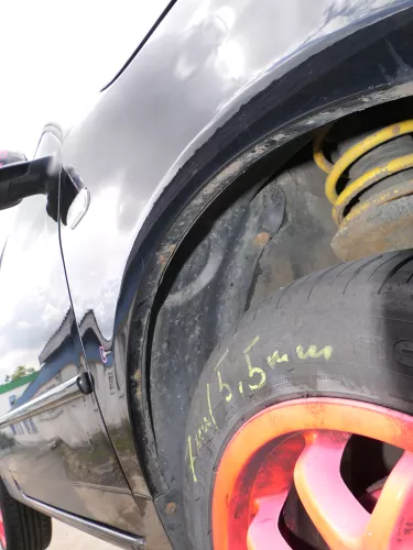 VW Lupo Kotflügel vorne rechts schwarz L041 (185988)