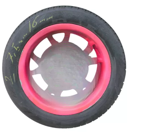 4x VW Polo Passat Reifen 195/50 R15 82V Sommerreifen 4x ca. 6-7 mm NUR REIFEN (186000)