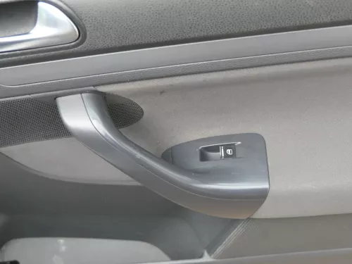 VW Golf 5 Türverkleidung Verkleidung Tür vorne rechts schwarz Kombi 4/5-Türer (186076)