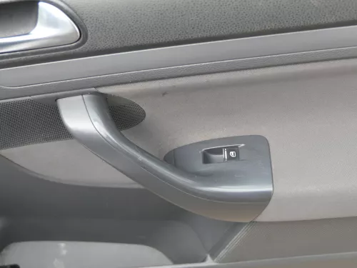 VW Golf 5 Türverkleidung Verkleidung Tür vorne rechts schwarz Kombi 4/5-Türer (186076)