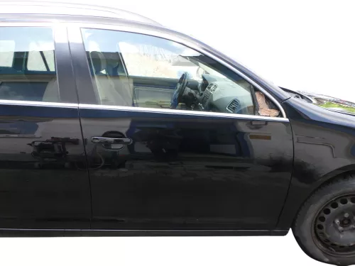 Golf 5 1K5 + 6 nur Kombi / Variant Tür vorne rechts Beifahrertür schwarz L041