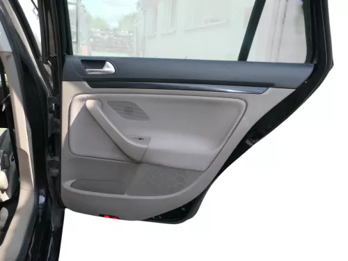 1x Golf Variant Kombi AJ5 5 1K Türverkleidung Verkleidung Tür hinten rechts macc