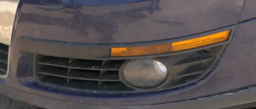 Passat 3C in Stoßstange vorne links Abdeckung +Nebelscheinwerfer Gitter +Blinker