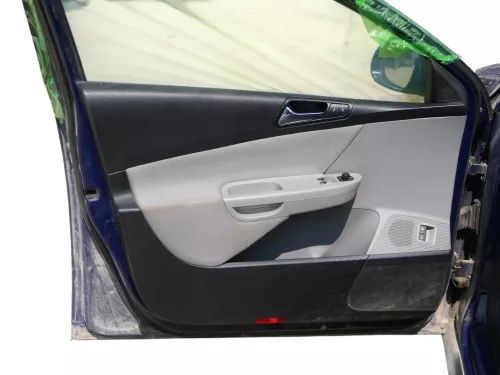 VW Passat 3C Variant 1x Türverkleidung Verkleidung Tür vorne links grau