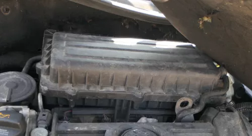 VW Polo 9N 9N3 6R Luftfilterkasten Luftfilter 1,4 16V BUD BTS - Automatik