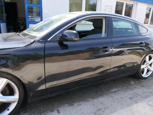 Audi A5 Sportback Tür hinten rechts scharz LZ9Y Facelift ohne Anbauteile (186307)