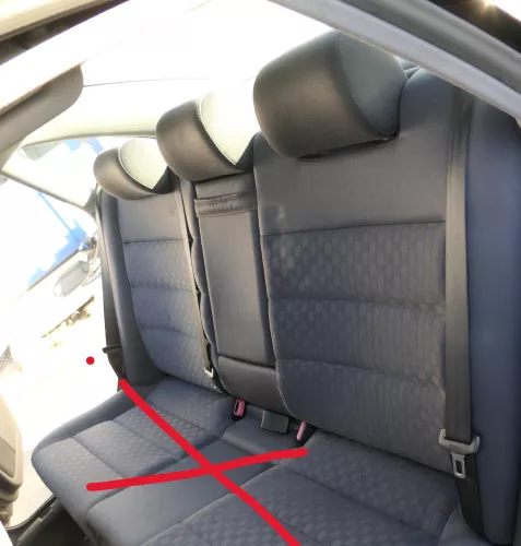 Audi A6 4B Limousine Rückbank Rücksitzbank Sitz Rücksitz 3 Punkt Gurt nur Lehne (186339)