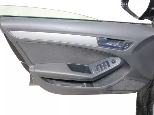 1x A5 8T Türverkleidung Verkleidung Tür vorne links 4/5-Türer soul schwarz (186354)