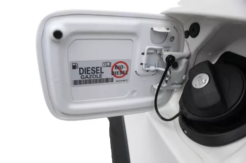 VW Caddy 2K SA Tankdeckel Klappe Tankklappe Deckel Tank weiß LB9A (163322)