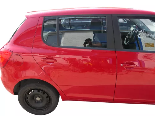 Skoda Fabia 5J Limousine Tür hinten rechts rot LF3K - ohne Anbauteile