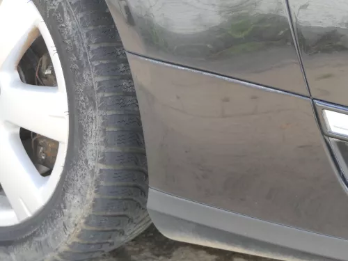 Passat 3C Kombi Stoßstange vorne Stoßfänger mit Grill und Parksen schwarz LC9X (186469)