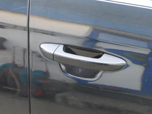 Passat 3C Kombi o. Limo Tür vorne rechts Beifahrer schwarz LC9X ohneAnbauteile (186473)