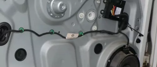 VW Caddy 2K Kabelbaum in der Tür Türkabelbaum ZV vorne links 2K0971120AC