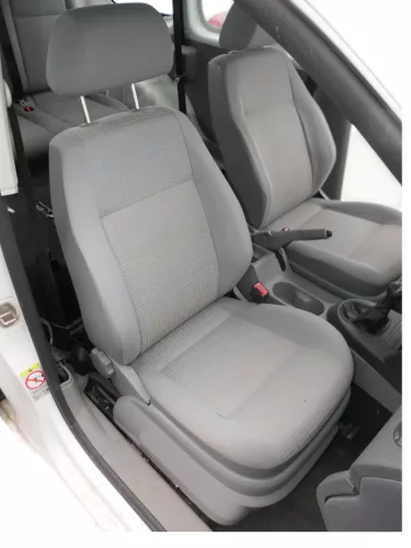 VW Caddy 3 2K für Post Sitz vorne rechts Beifahrersitz + Schiene + Gurt (186501)