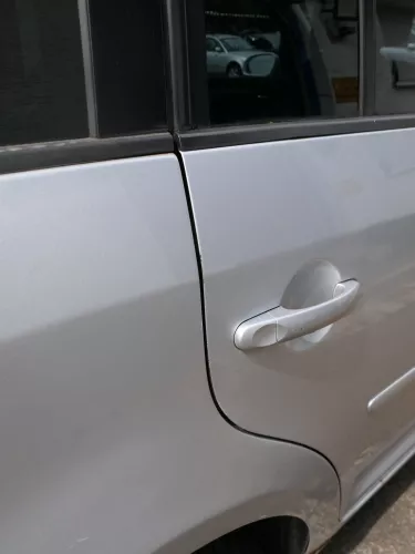 VW Touran 1T 1T3 Tür hinten rechts silber LA7W - ohne Anbauteile (186548)