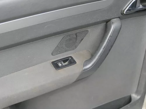 VW Touran 1x Türverkleidung Verkleidung Tür hinten links anthrazit (186557)