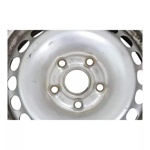 2x VW Golf 6 Caddy 195/65 R15 91V Sommerreifen Felgen 6jx15H2 ET47 ca. 5mm (128698)