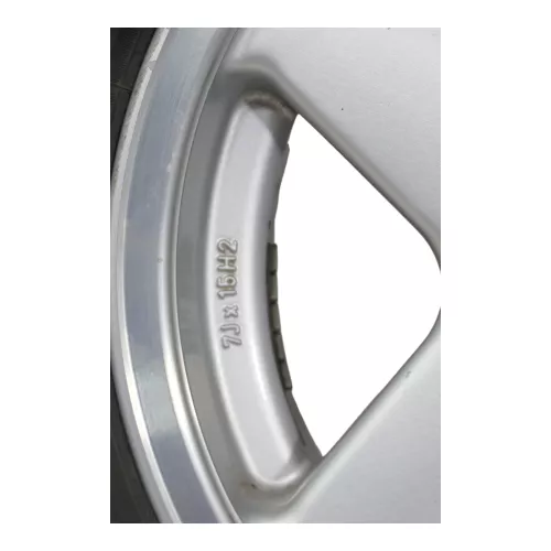 4x AZEV Alufelgen Felgen 7Jx15H2 ET25 A701525 Lochkreis 100B Reifen müssen neu (149883)