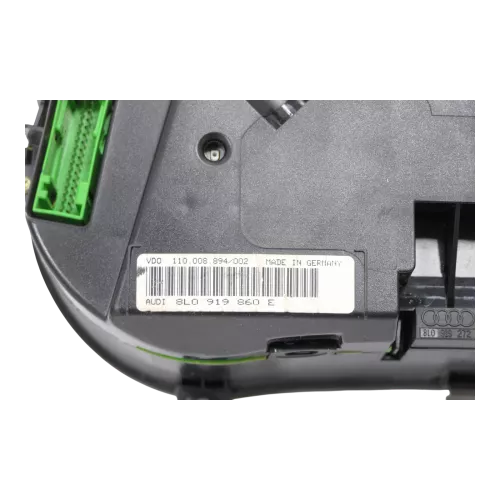 Audi A3 8L Tacho Tachometer Kombiinstrument 8L0919860E 254.425K Benziner 260km/h (149906)
