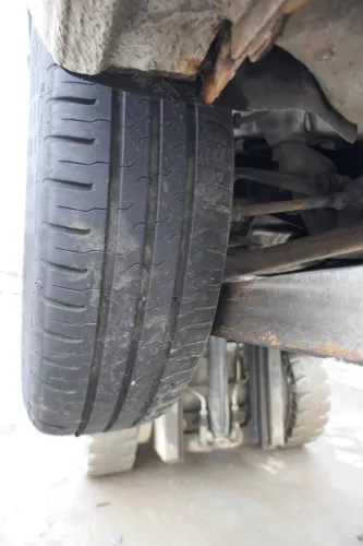 4x VW Polo 9N Felgen Reifen 165/70 R14 81T Sommerreifen 5jx14H2 ET35 ca. 5-7mm (173454)