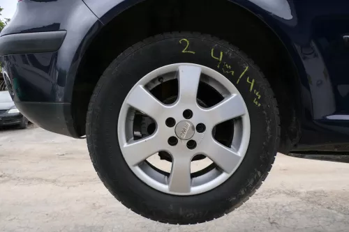 4x Golf 4 Bora Alufelgen Felgen 195/65 R15 Winterreifen CMS KBA 45286 KEINE REIF (180861)