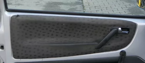 1x VW Lupo Arosa Türverkleidung Verkleidung Tür vorne links oben schwarz