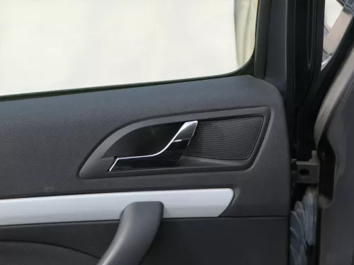 1x Octavia 1Z Kombi Türverkleidung Verkleidung Tür hinten links schwarz onyx (186600)