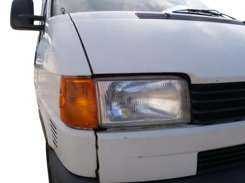 VW T4 kurze Version Grill Kühlergrill VW Zeichen Logo weiß R902 Allstar (186809)