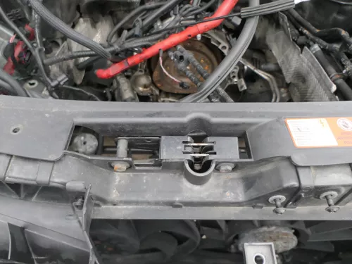 Audi A6 4F Motorhaube Motorhaubenschloß Schloß Klappenschloß vorn ##