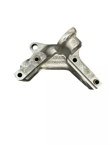 Audi A6 4F 4,2 Halter für Riemenspanndämpfer 079903447M
