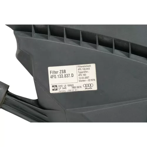 Audi A6 4F Luftfilterkasten Deckel Luftfilter 4F0133837AT 4,2 BVJ ## (187171)
