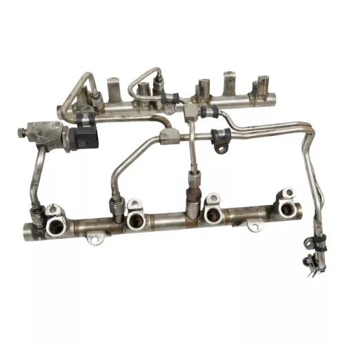 Audi A6 4F Kraftstoffverteiler + Leitungen Rohre 4,2 FSI BVJ (187176)