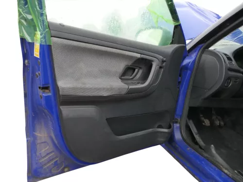 1x Skoda Fabia 5J Stufenheck Türverkleidung Verkleidung Tür vorne links Griff Öf (187244)