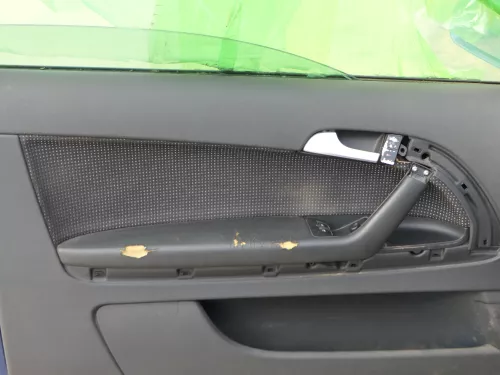 1x Audi A3 8P Türverkleidung Verkleidung Tür vorne links schwarz 2/3-Türer (187255)