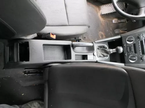 Audi A3 8P Mitteltunnel hinten Verkleidung um Handbremse Konsole - schwarz (187325)