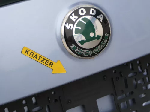Skoda Roomster 5J Heckklappe hinten Kofferraumklappe mit Scheibe blau LF5Y (187364)