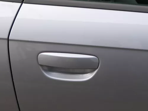 Audi A3 8P 2/3-Türer Tür vorne rechts Beifahrertür Türblatt grau LY7J (187451)