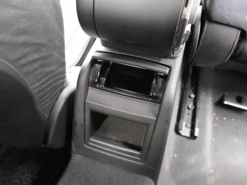 Audi A3 8P Mitteltunnel hinten Verkleidung um Handbremse Konsole - schwarz (187511)