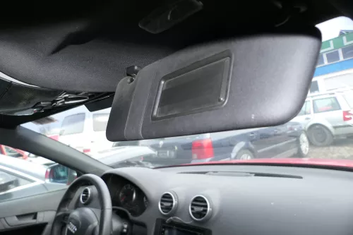 Audi A3 8P Sonnenblende rechts vorne 8P0857552A schwarz beleuchtet (179518)