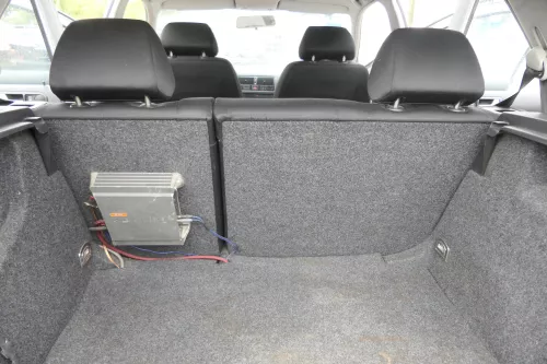 Golf 4 Limousine Sitz Rückbank Rücksitzbank Sitzfläche Sitze Kopfstützen schwarz (187590)