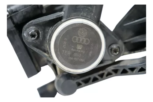 A4 8E A6 4F Ansaugbrücke Luftverteilergehäuse Rechts AUK BKH 3,2 FSI Benzin ## (187580)