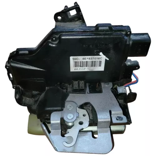 Audi A4 8E Stellmotor Tür Türschloß mit ZV vorne rechts 8E1837016C
