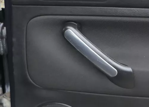 VW Golf 4 Bora Mittelkonsole Verkleidung um Radio 1j1858069G Dekor silber netzop (166122)