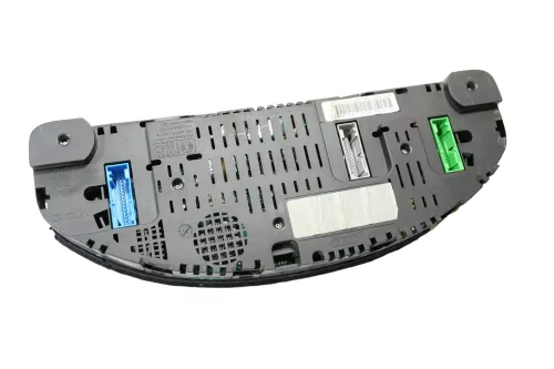 Audi A6 4B Tacho Tachometer Kombiinstrument 453.200km 4B0920931PX 2,5 TDI (200453)