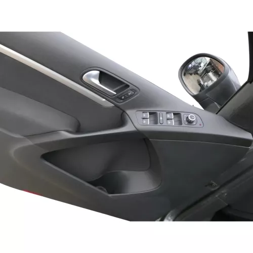 VW Tiguan 5N 1x Türverkleidung Verkleidung Tür vorne links schwarz (200571)
