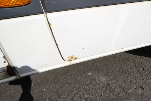 VW Crafter 2E Tür vorne rechts Beifahrertür weiß L902 - ohne Anbauteile (128091)